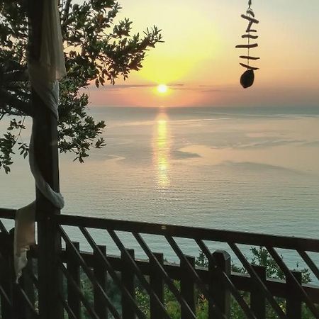 Agioi Saranta Balcony On The Rocksヴィラ エクステリア 写真